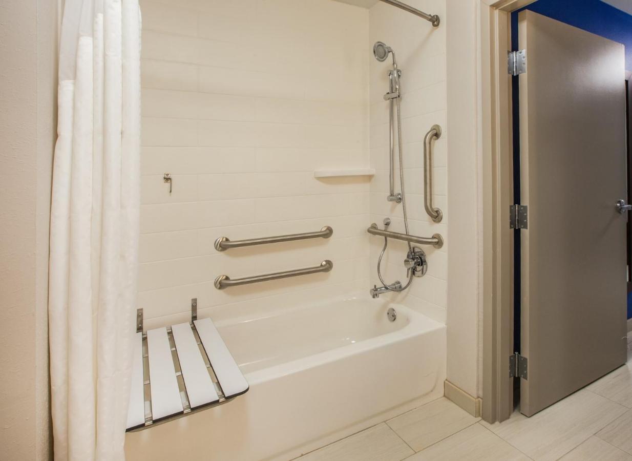 Holiday Inn Express - Cabot By Ihg Εξωτερικό φωτογραφία