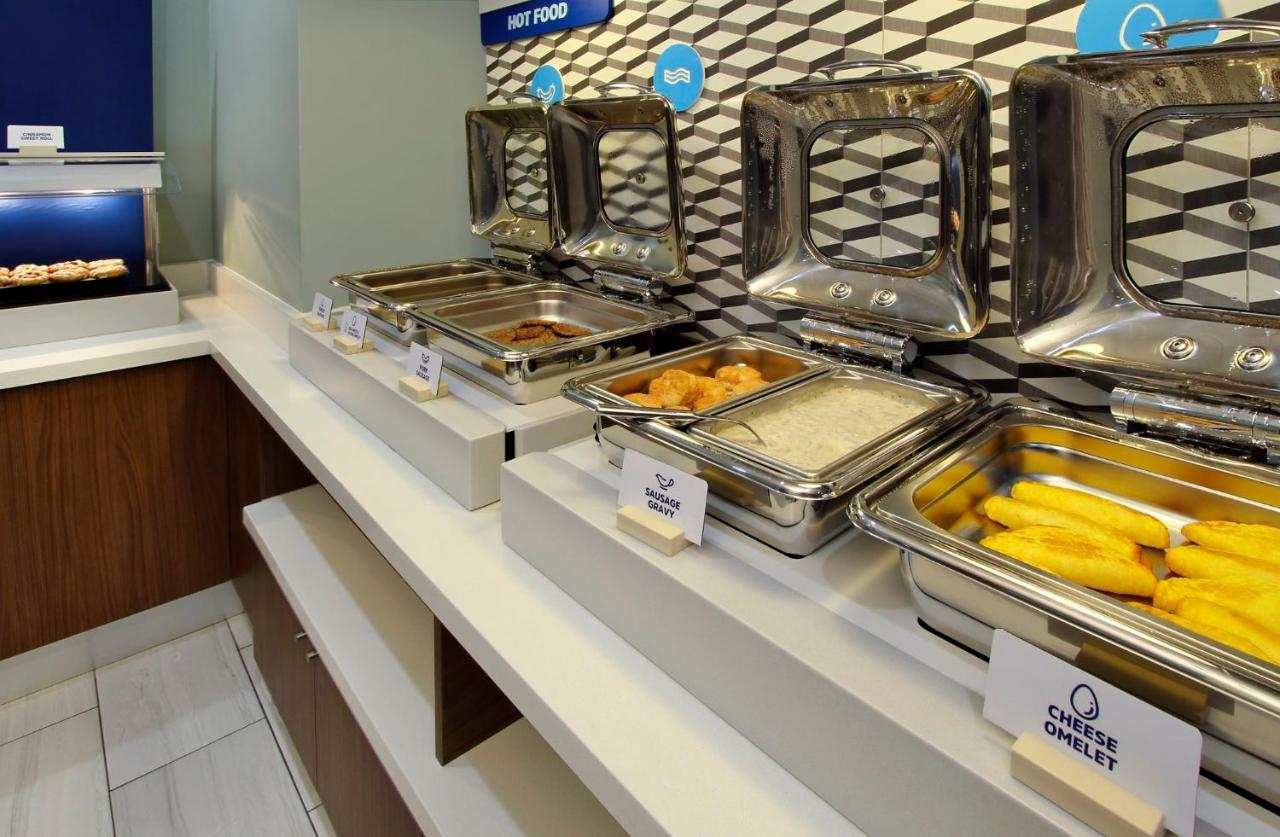 Holiday Inn Express - Cabot By Ihg Εξωτερικό φωτογραφία
